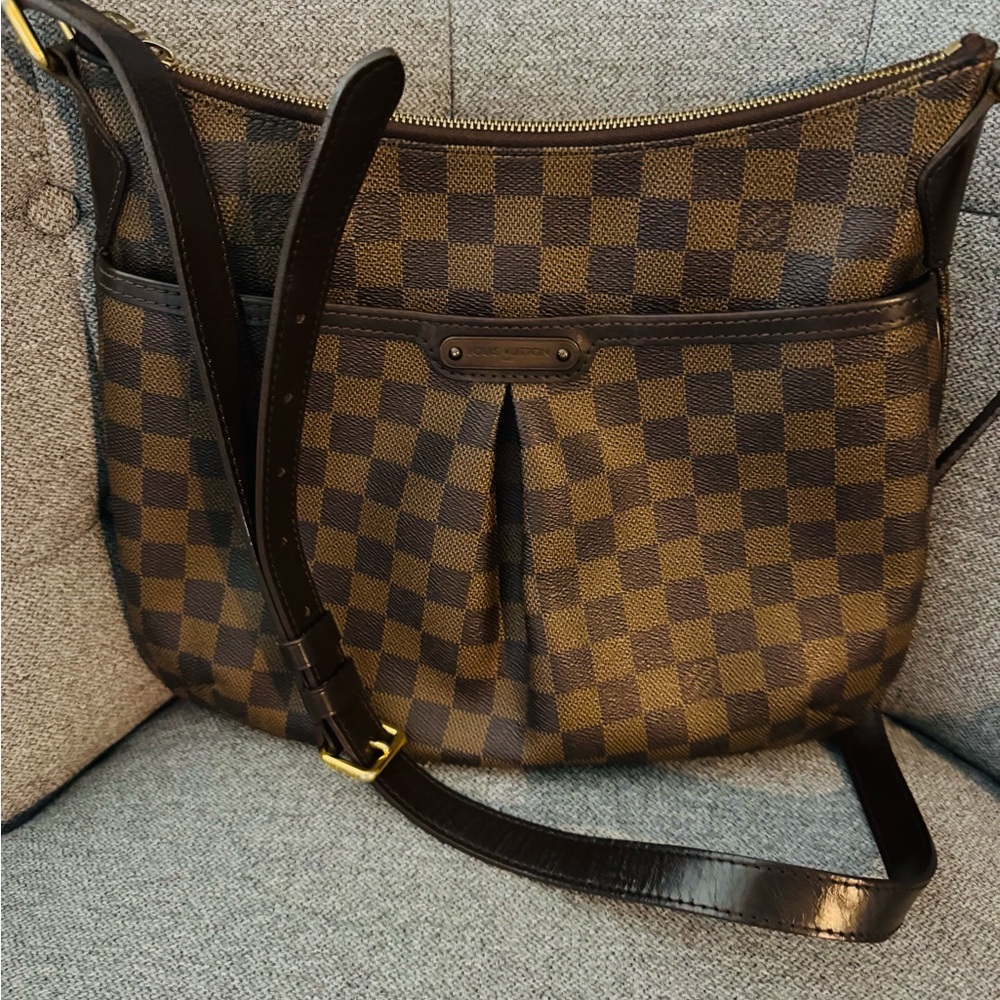 Authentjc Louis Vuitton Bloombury